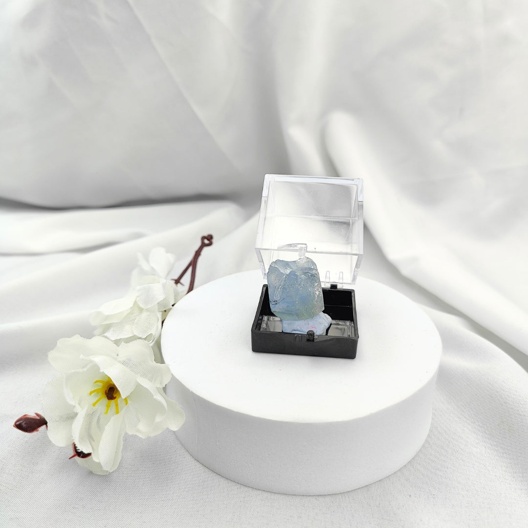 Celestite Natural Stone - Box: Inner Peace
