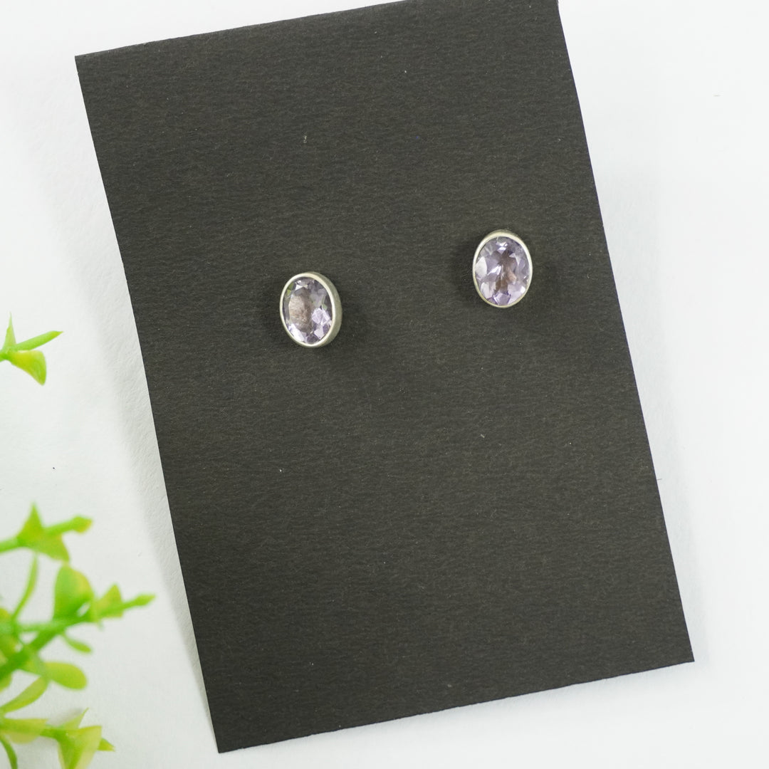 Amethyst Silver Earring : Small Oval
