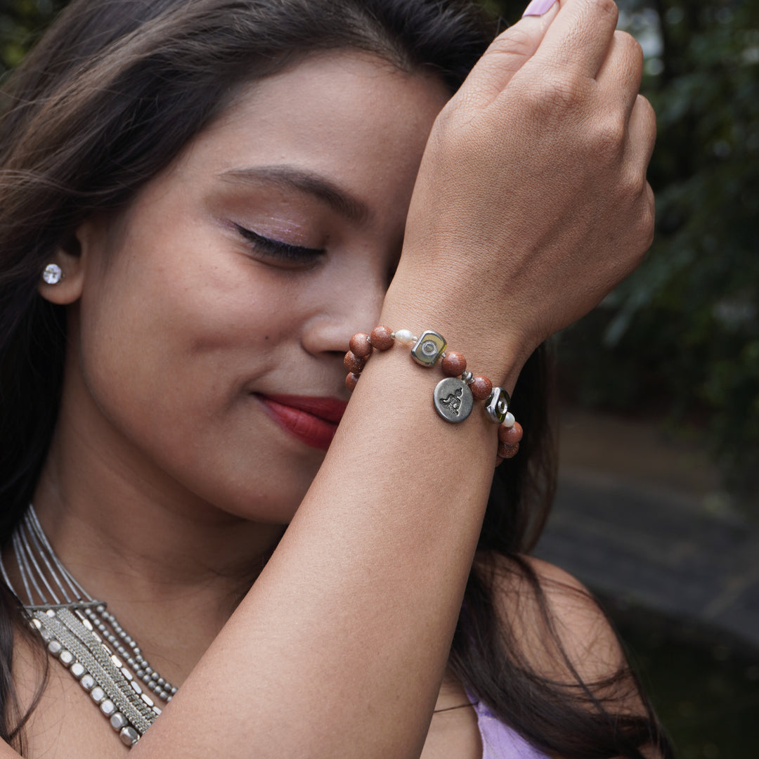 Sandstone Bracelet: Buddha Charm