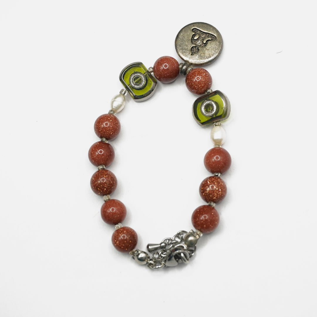 Sandstone Bracelet: Buddha Charm
