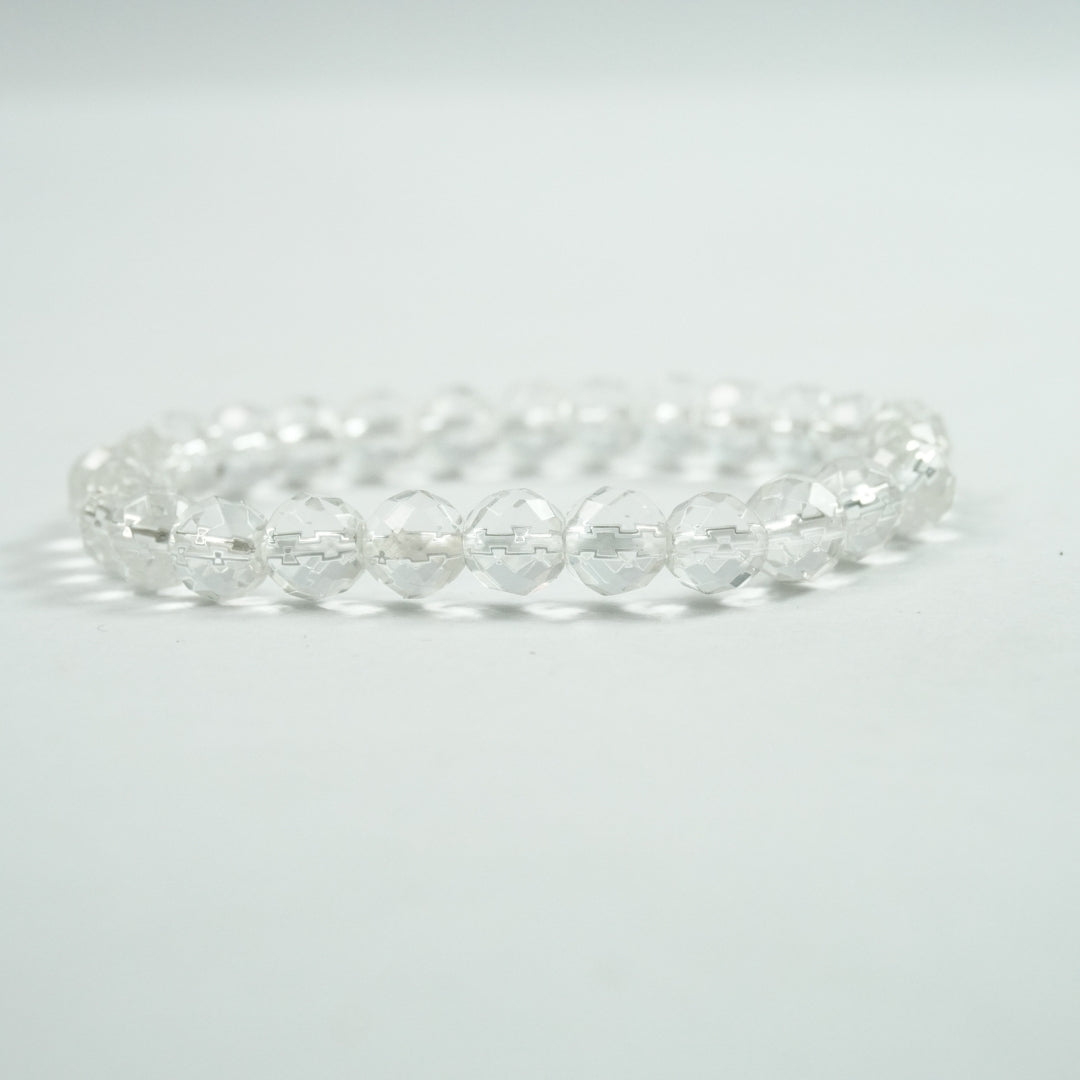 Clear Quartz (Spatika) Bracelet: Spiritual Awareness - Round Cut 8mm