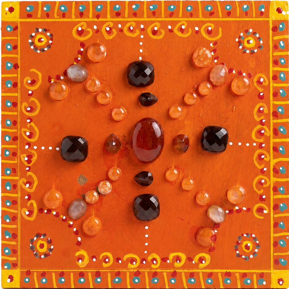 Crystal Grid for Stress Free Surrounding