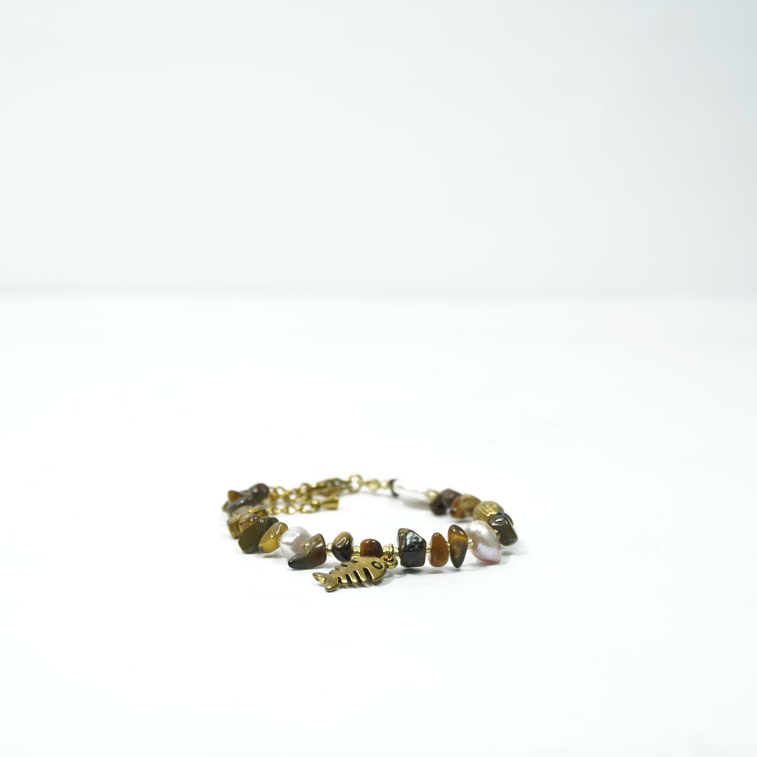 Tiger's Eye Bracelet: Fish Charm