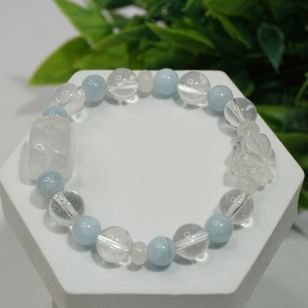 Aquamarine & Clear Quartz Fox Bracelet: Calm & Wisdom