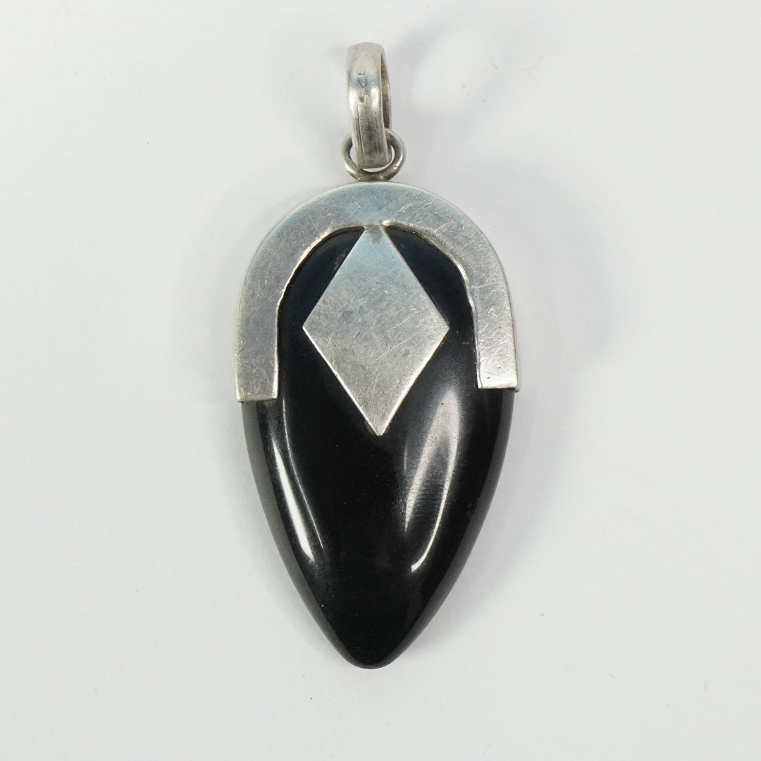 Black Onyx Silver Pendant : Big Drop