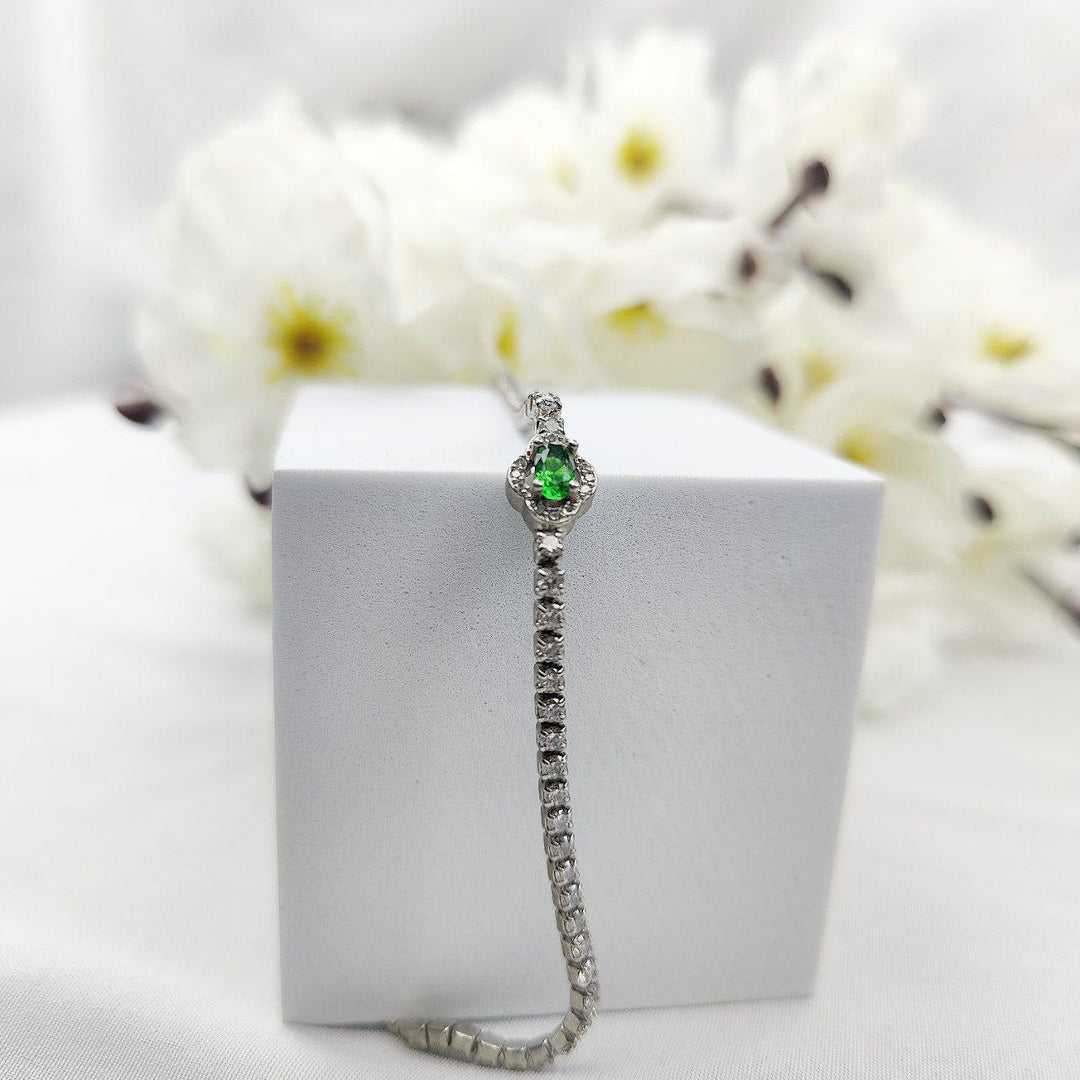 Zircon Jewellery Bracelet: Virtue and Strength