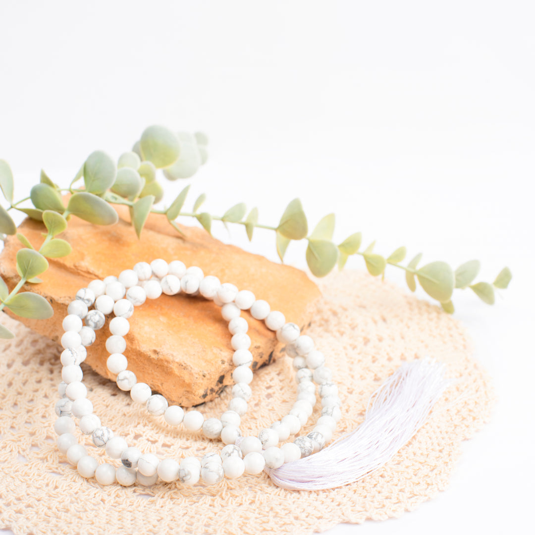 Howlite Japamala: Awareness and Emotional Expression