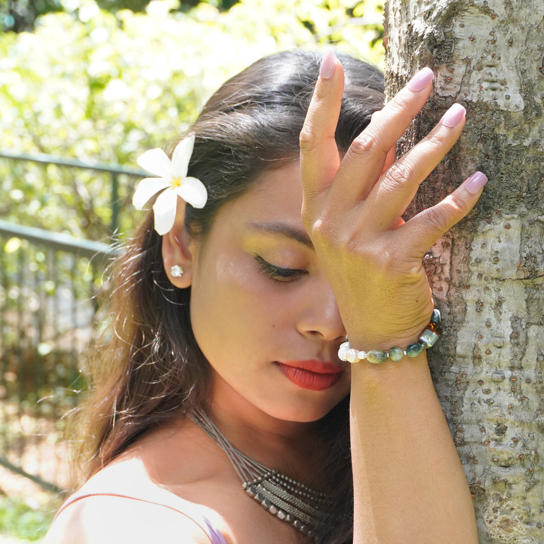 Agate Bracelet: Heart and Triangular Charms
