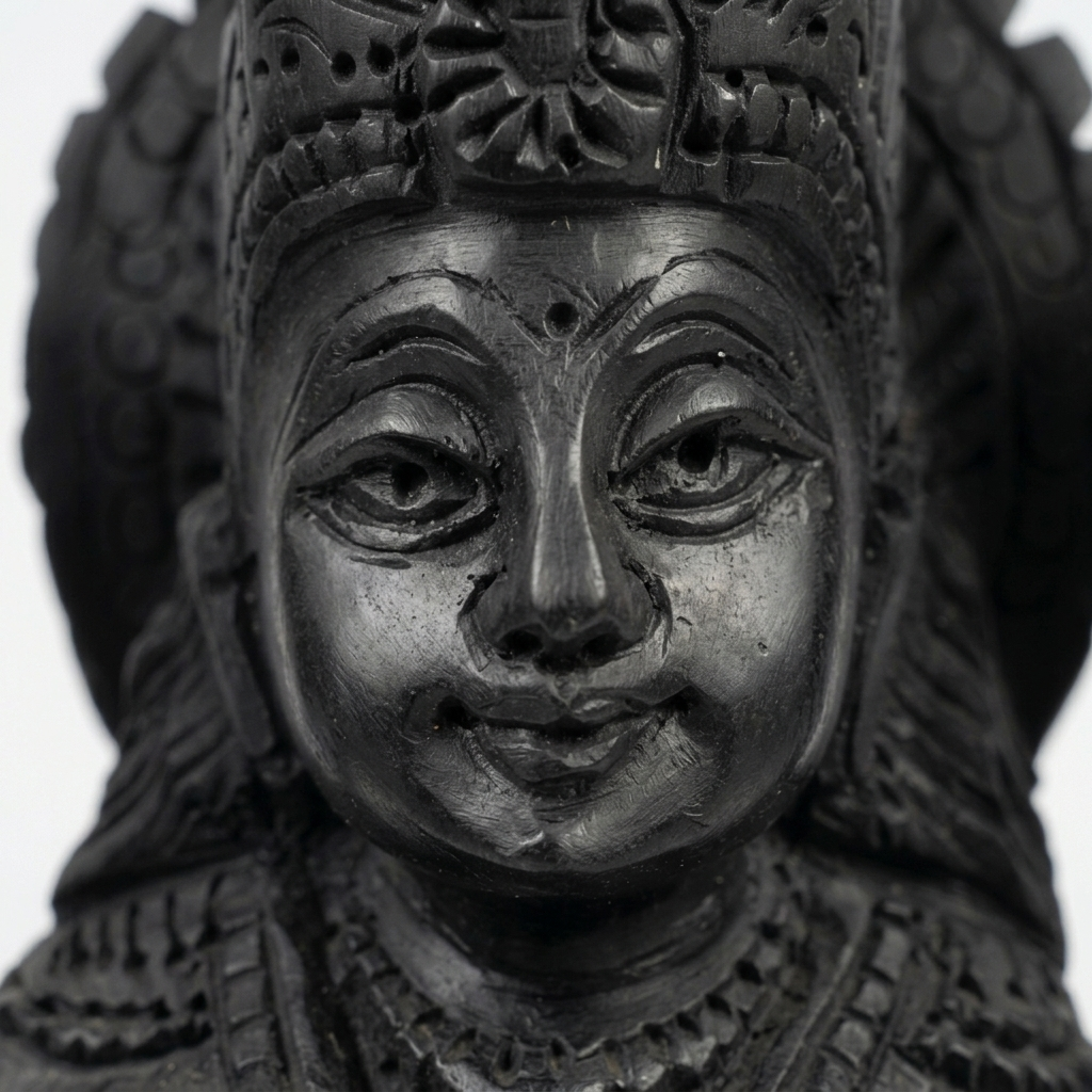 Karungali Dhanalakshmi Idol