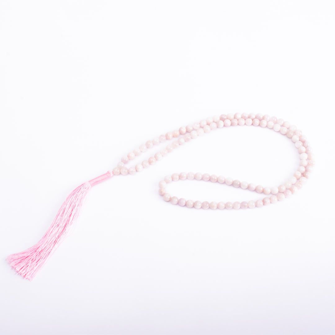 Kunzite Japamala: Loving thoughts - Round Plain Beads 8mm