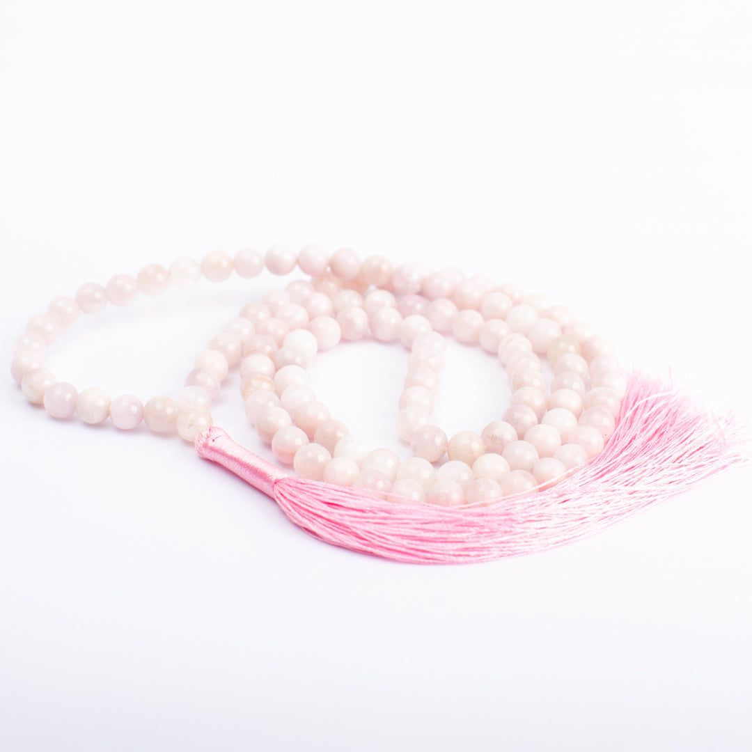 Kunzite Japamala: Loving thoughts - Round Plain Beads 8mm