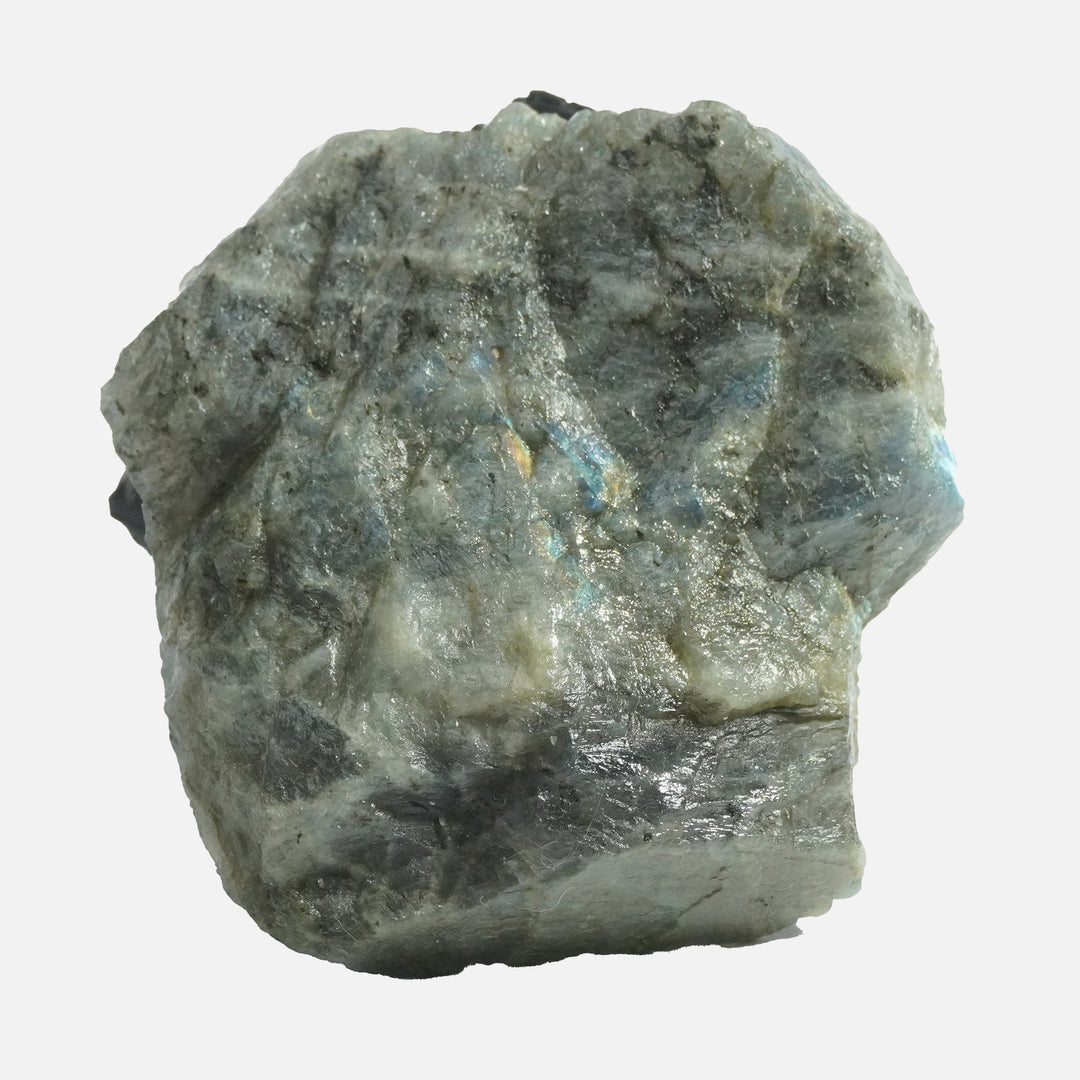 Labradorite Natural Stone: Enhances Inner Worth