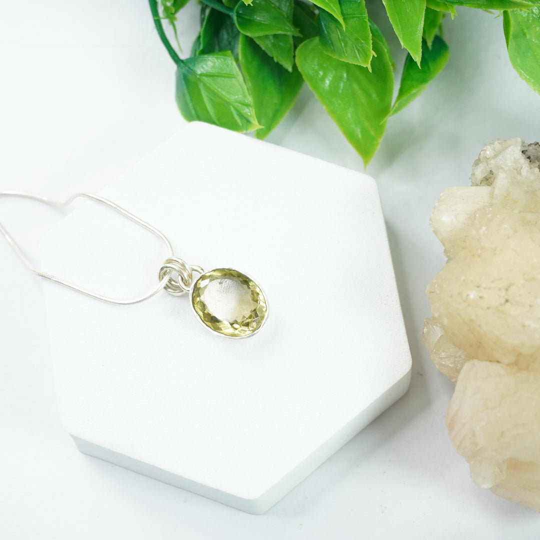 Lemon Topaz Silver Pendant - Big Oval