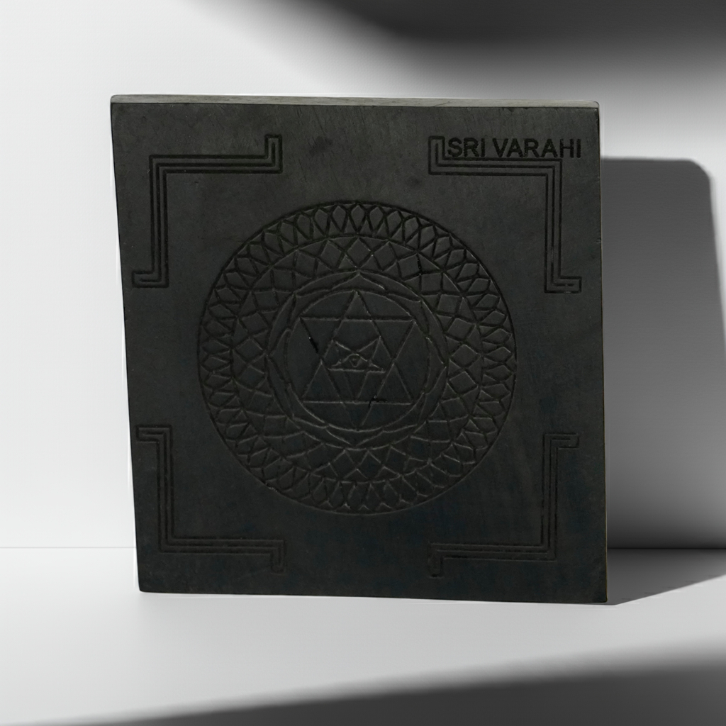 Divya Karungali Varahi Yantra – Auspicious Energy Plate