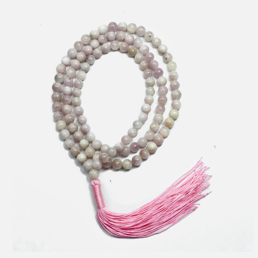 Kunzite Japamala: Loving thoughts - Round Plain Beads 8mm